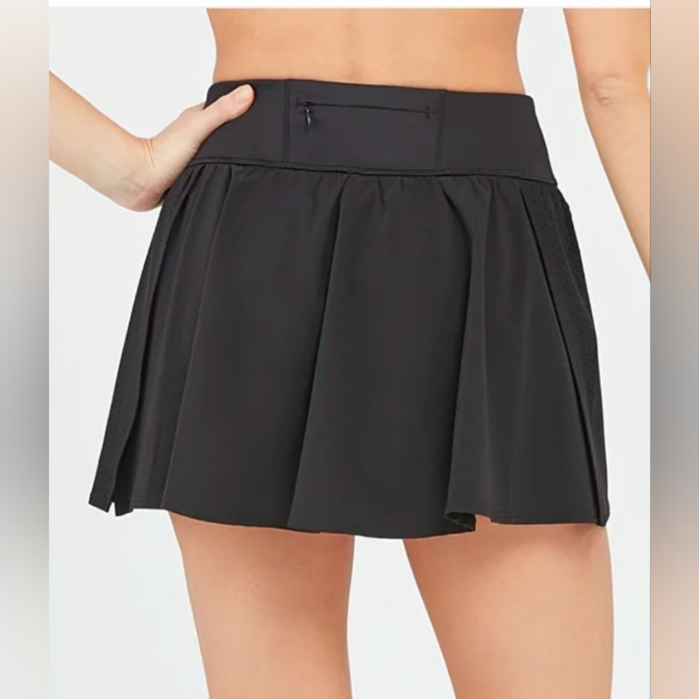 Spanx Get Moving Black Skort Size Small